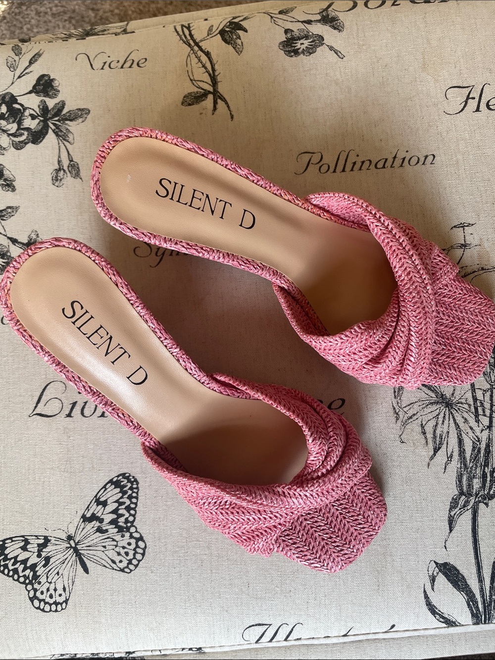 Silent D Katia Wedge Sandal